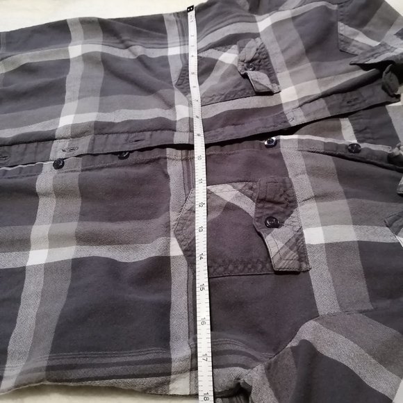 Plaid button-down grey shirt - Picture 6 of 9